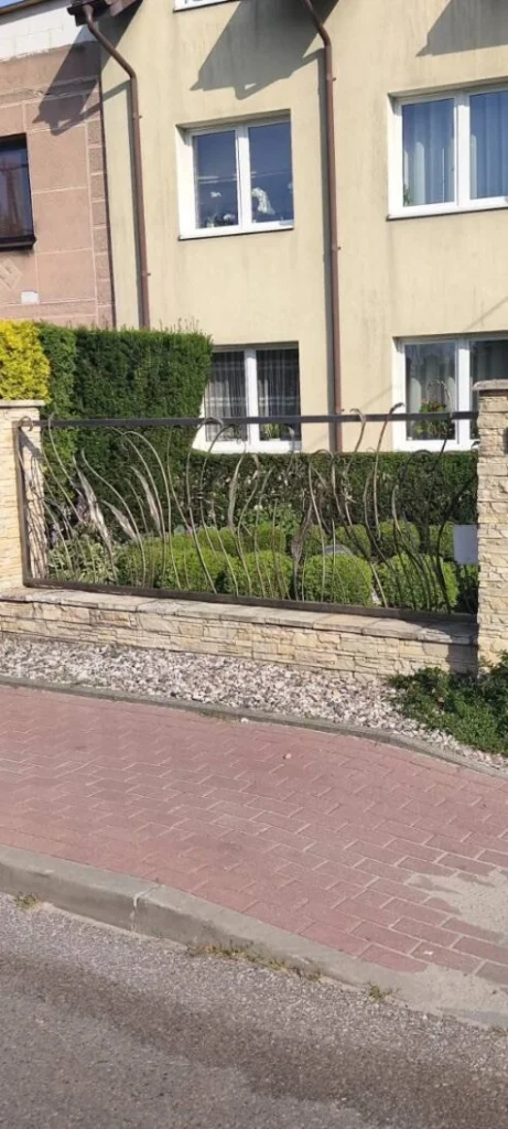 bramy i ogrodzenia stalowe